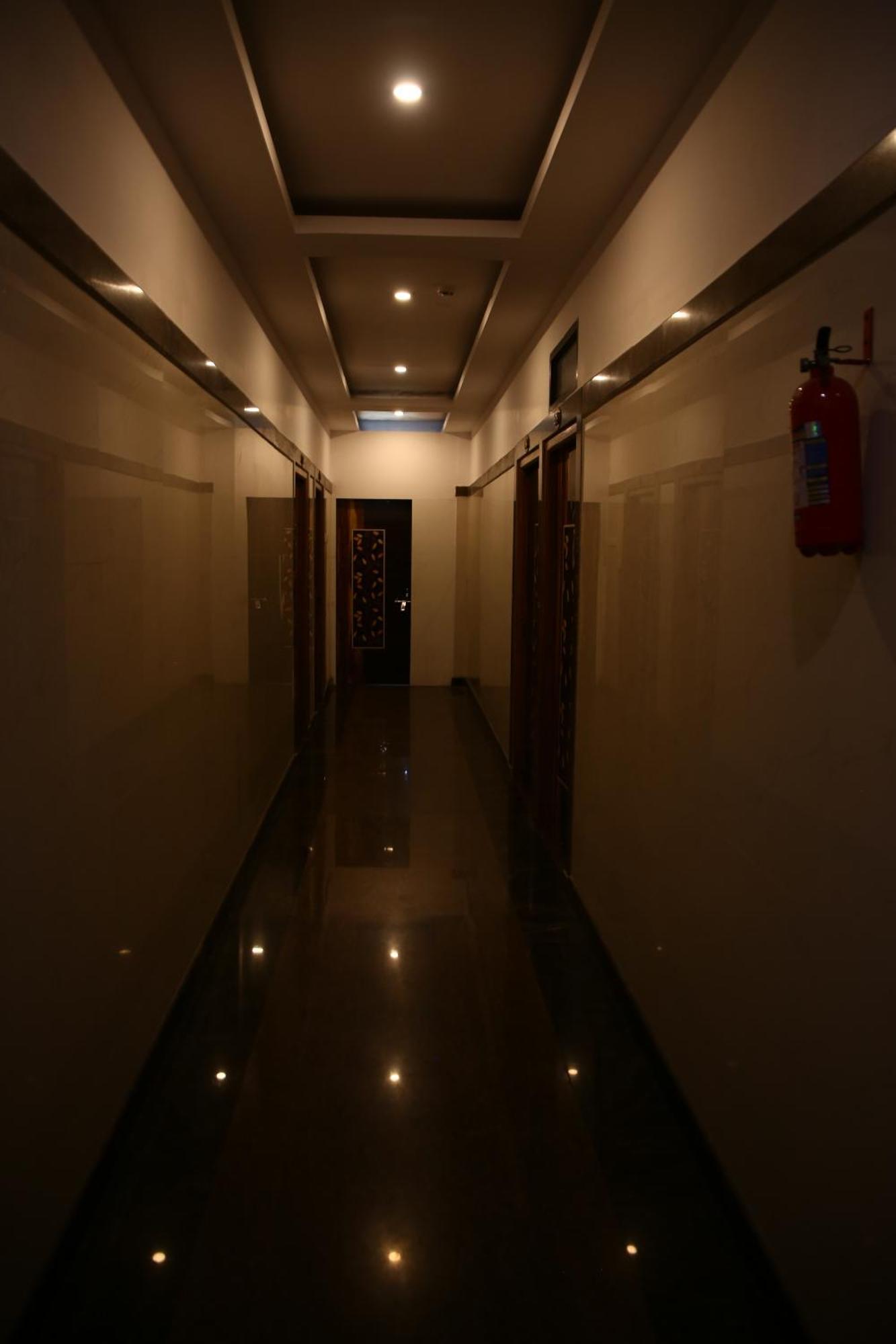 Shri Bhavani Residency Chennai Exterior photo